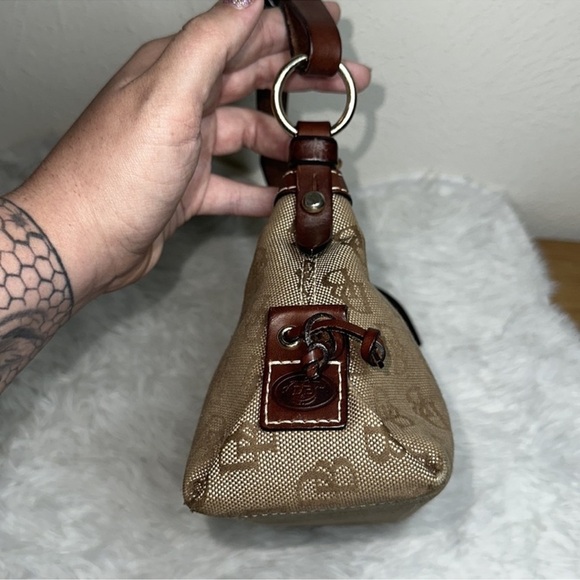 Dooney & Bourke 1975 Vintage Signature DB Logo Shoulder Bag - Picture 4 of 10